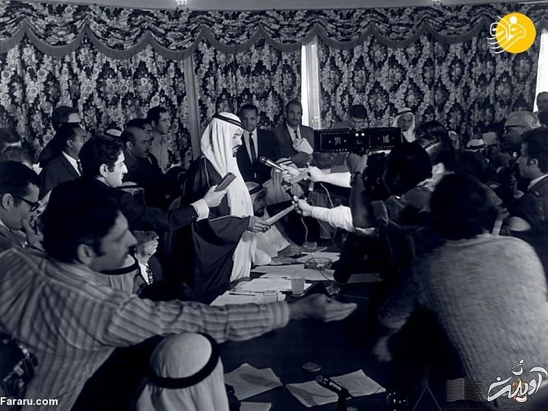 احمد خلیفه السویدی به عنوان وزیر خارجه امارات منصوب و تشکیل کشور امارات را به رسانه ها اعلام کرد.